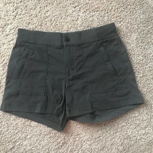 Athleta Trekkie short 3 inch, dark gray- Size 2,